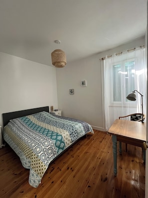 2 bedrooms