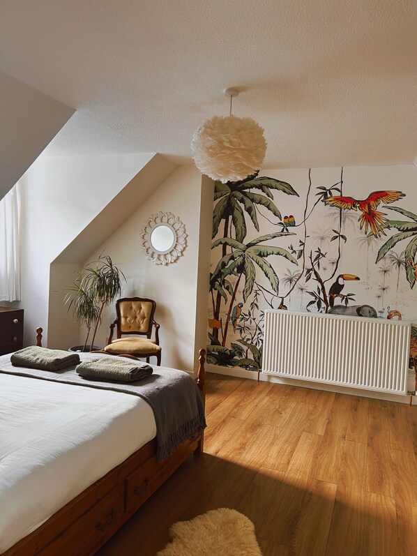 2 bedrooms, iron/ironing board, free WiFi, bed sheets - Loch Ness Home ~Drumnadrochit Village
🌟~2 Bedrooms
🌟~Dog Friendly (Drumnadrochit)