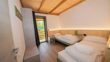 3 Schlafzimmer, Reisekinderbett, kostenloses WLAN, Bettwäsche