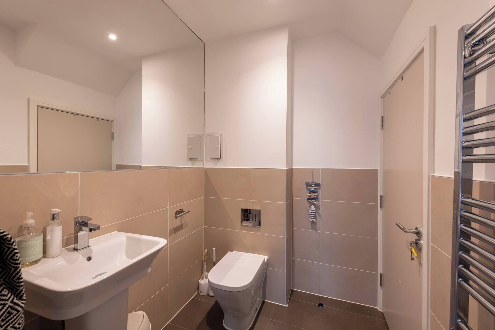 Apartment, 3 Bedrooms, Balcony | Bathroom