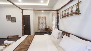 Luxury Double Room | Free WiFi