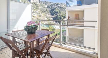 This condominium is a 1 bedroom(s), 1 bathrooms, located in Beausoleil (06240), AL.