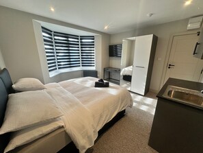 Ferienhaus | 7 Schlafzimmer, Bügeleisen/Bügelbrett, kostenloses WLAN, Bettwäsche