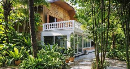 Exceptional Modern Thai House. Comfort, Space & Serenity in Prime Location.