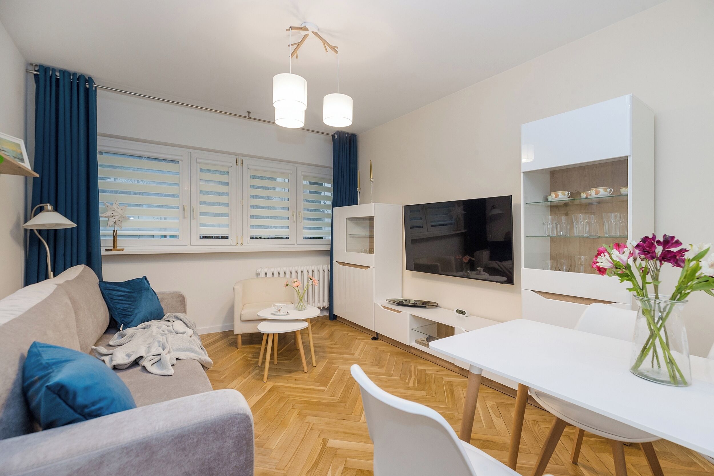 1 室のベッドルーム、アイロン / アイロン台、WiFi (無料)