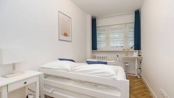 1 bedroom, iron/ironing board, free WiFi