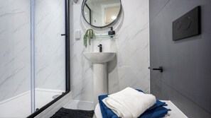 Studio, Non Smoking | Bathroom - Student Only Clyde Court (Glasgow)