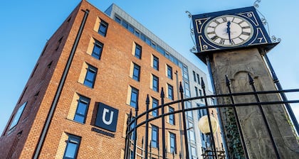 Student Only Clyde Court