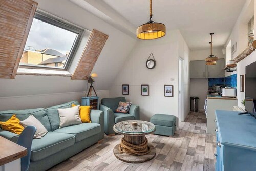 Time and Tide -Central one bedroom apartment