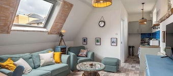 Time and Tide -Central, convenient, charming