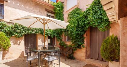 Country House 'La Casica Del Sol' with Private Terrace and Wi-Fi