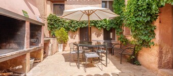 Country House 'La Casica Del Sol' with Private Terrace and Wi-Fi