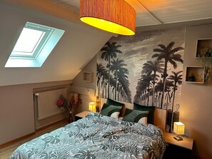 2 chambres, fer et planche Ă repasser, Wi-Fi gratuit, draps fournis