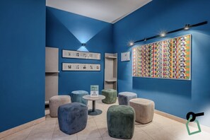 منطقة الجلوس في الردهة