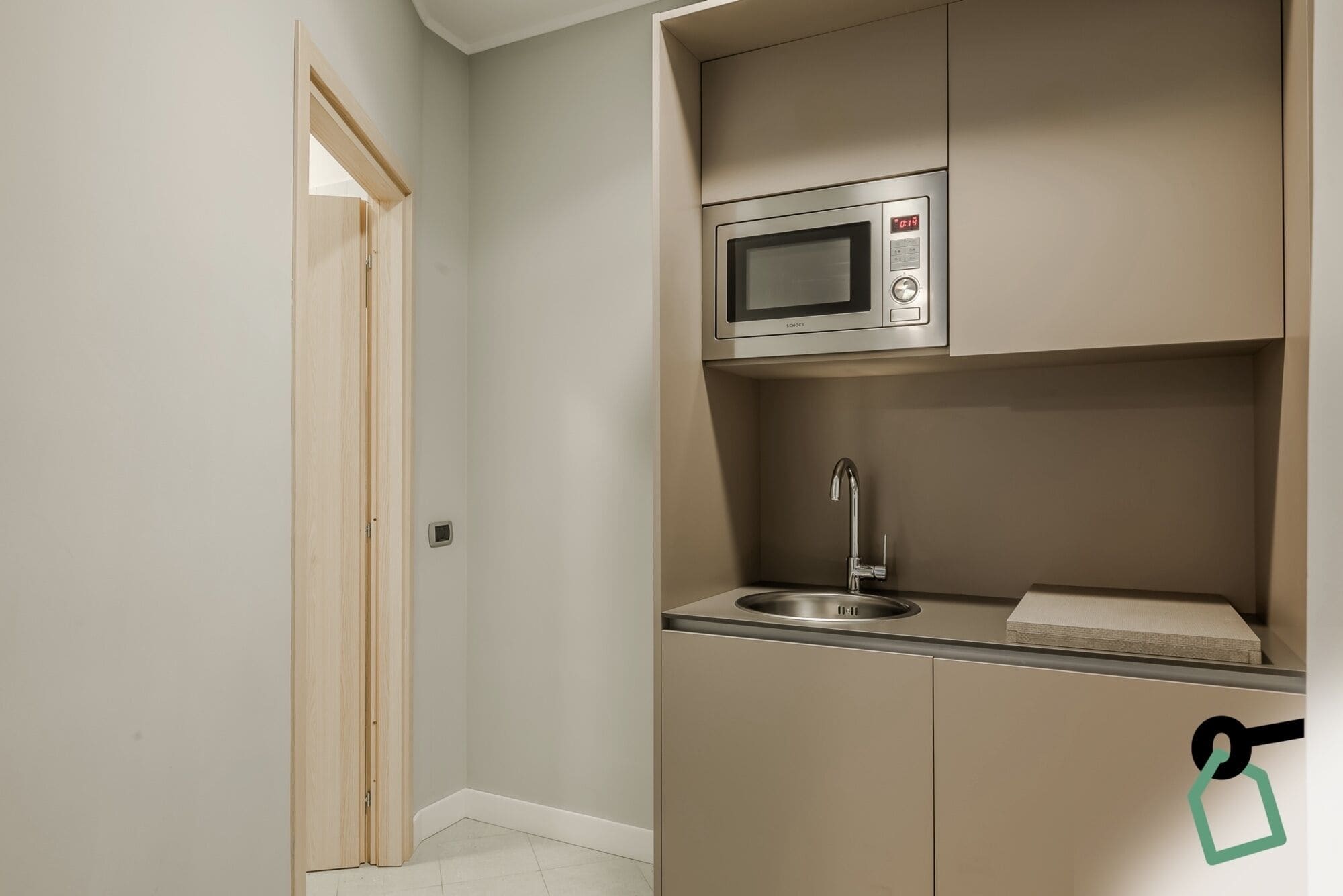 Appartamento familiare | Angolo cottura privato | Frigorifero, microonde, piano cottura, pentole/stoviglie/utensili