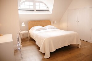 4 多间卧室、熨斗/熨衣板、免费 WiFi