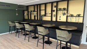 Daily buffet breakfast for a fee - Cinema City Hotel Europaplatz Karlsruhe (Karlsruhe)