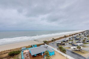 Apartment (0 Bedroom) | Interior - Resort Perks! Spacious Studio w/ Ocean Views (Myrtle Beach)