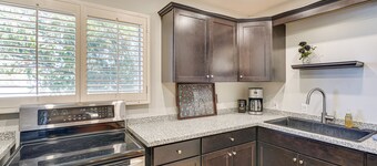 Private Oro Valley Home w/ 130 Mi Bike Path Nearby