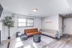 House (3 Bedrooms) | Interior - 3 Mi to Cuyahoga Valley NP: Fairlawn Family Home! (Akron)