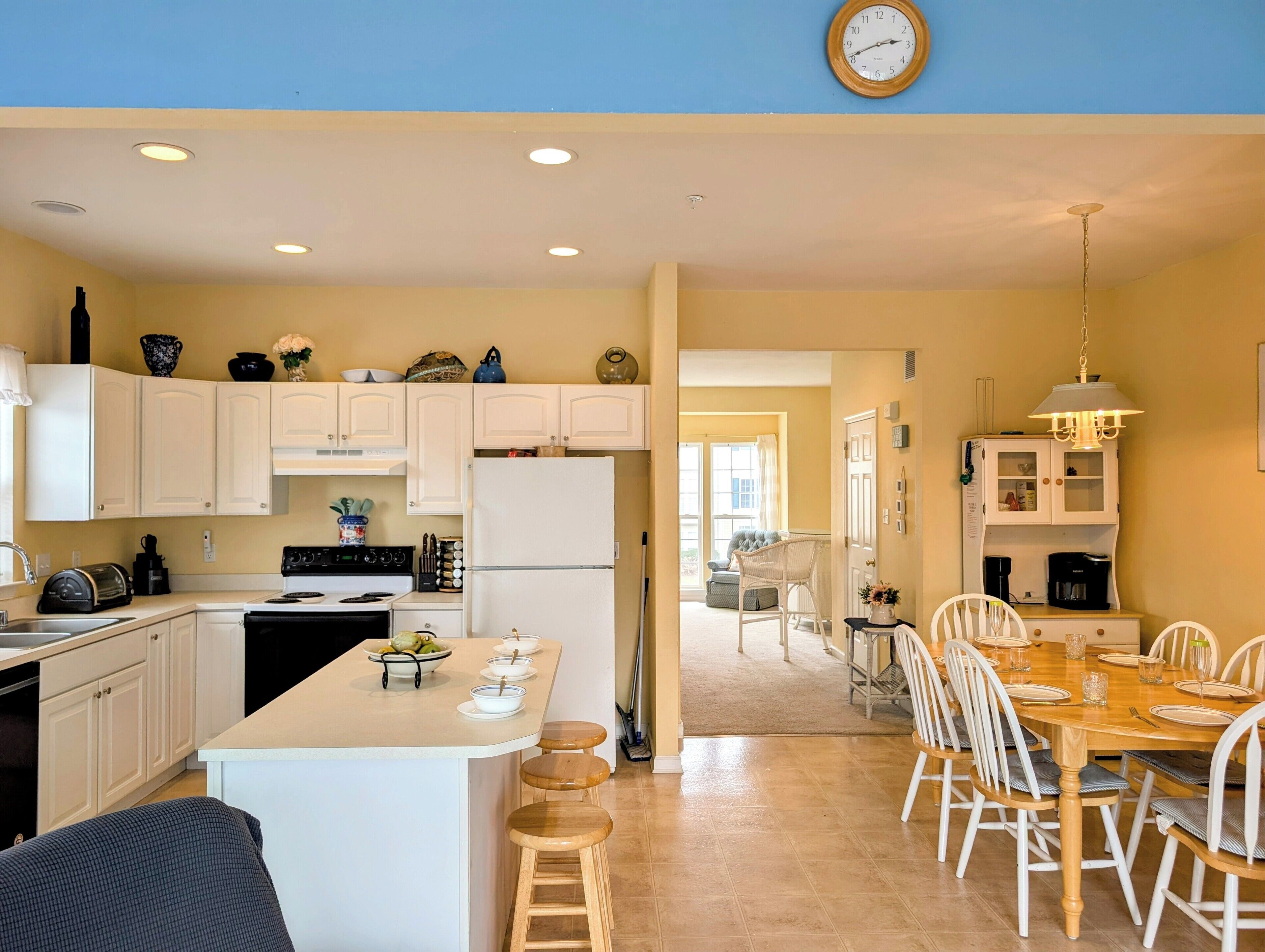 Fridge, microwave, dishwasher, blender