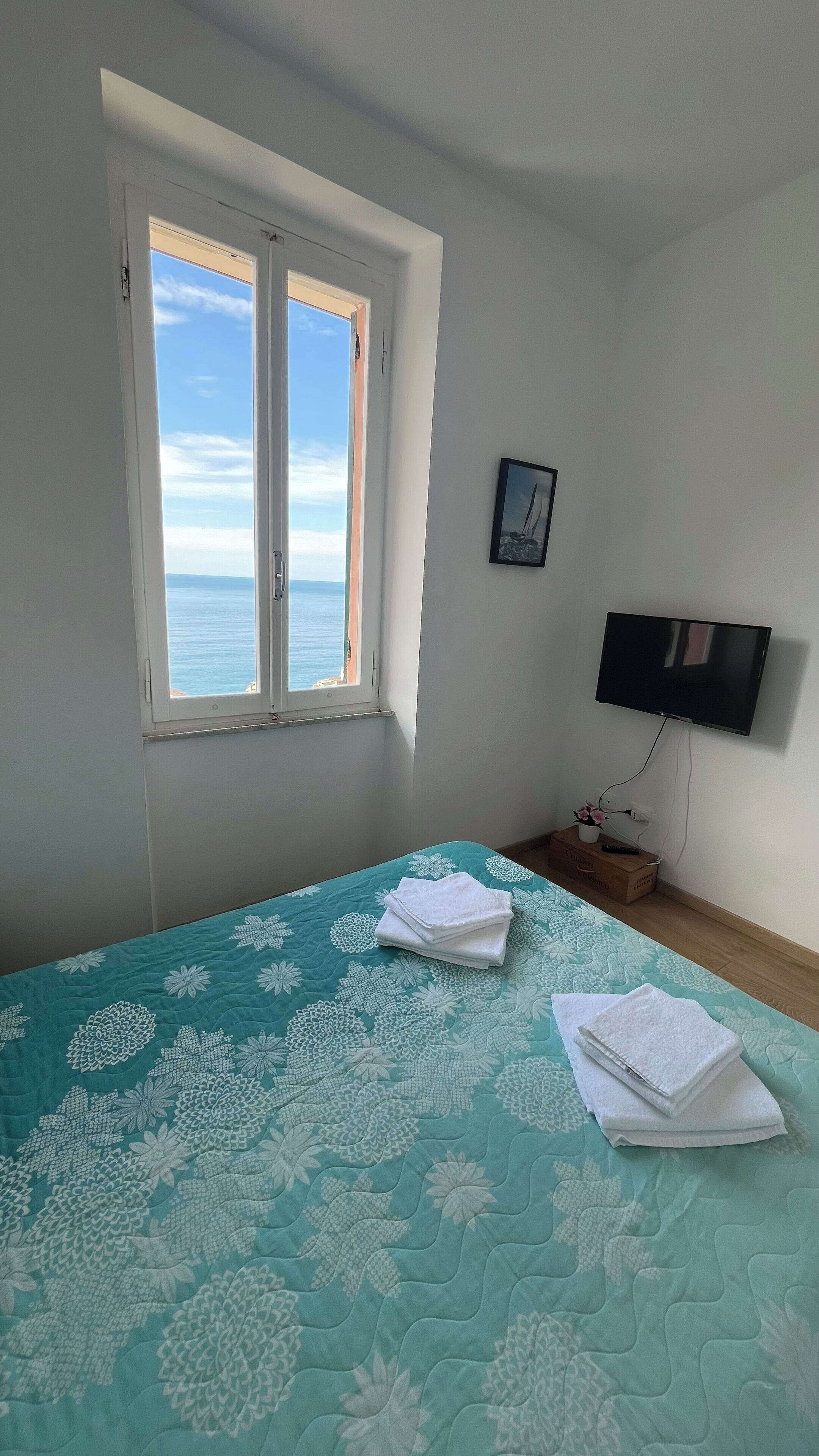 1 quarto, escrivaninha, Wi-Fi de cortesia, roupa de cama