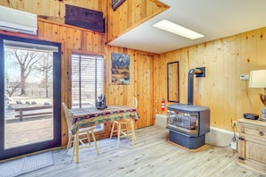 House (1 Bedroom) | Interior