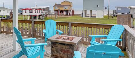 House (4 Bedrooms) | Front of property