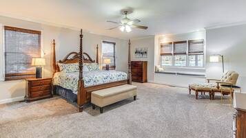 House (5 Bedrooms) | Interior