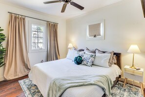 House (3 Bedrooms) | Interior - Lake Access & Boat Dock: Getaway in Dadeville! (Dadeville)