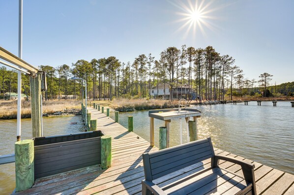 Apartment (1 Bedroom) | Interior - Boat Dock & Ramp: Upwind Acres Guesthouse! (Aurora)