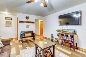 Ev (2 Bedrooms) | İç mekân