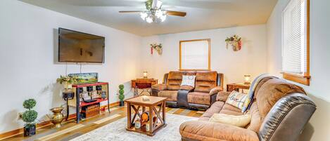 House (2 Bedrooms) | Front of property