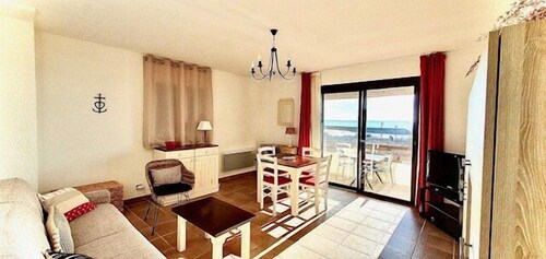 Appartement vue mer B21, parking privé