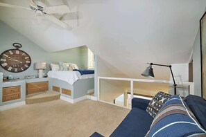 3 bedrooms, iron/ironing board, travel cot, free WiFi - Oceans-Water front-On the sand (Carlsbad)