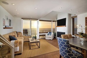 Smart TV, fireplace, offices