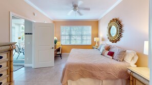 3 habitaciones, tabla de planchar con plancha, wifi y ropa de cama 