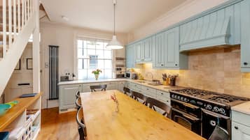 House | 3 bedrooms, Internet