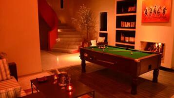 Villa | 6 bedrooms, Internet