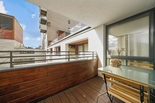 Lovely Flat In Canary Wharf - Perfect For Business & Leisure