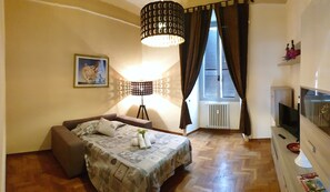 Apartment, City View | Living area