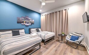 4 bedrooms, WiFi, bed sheets