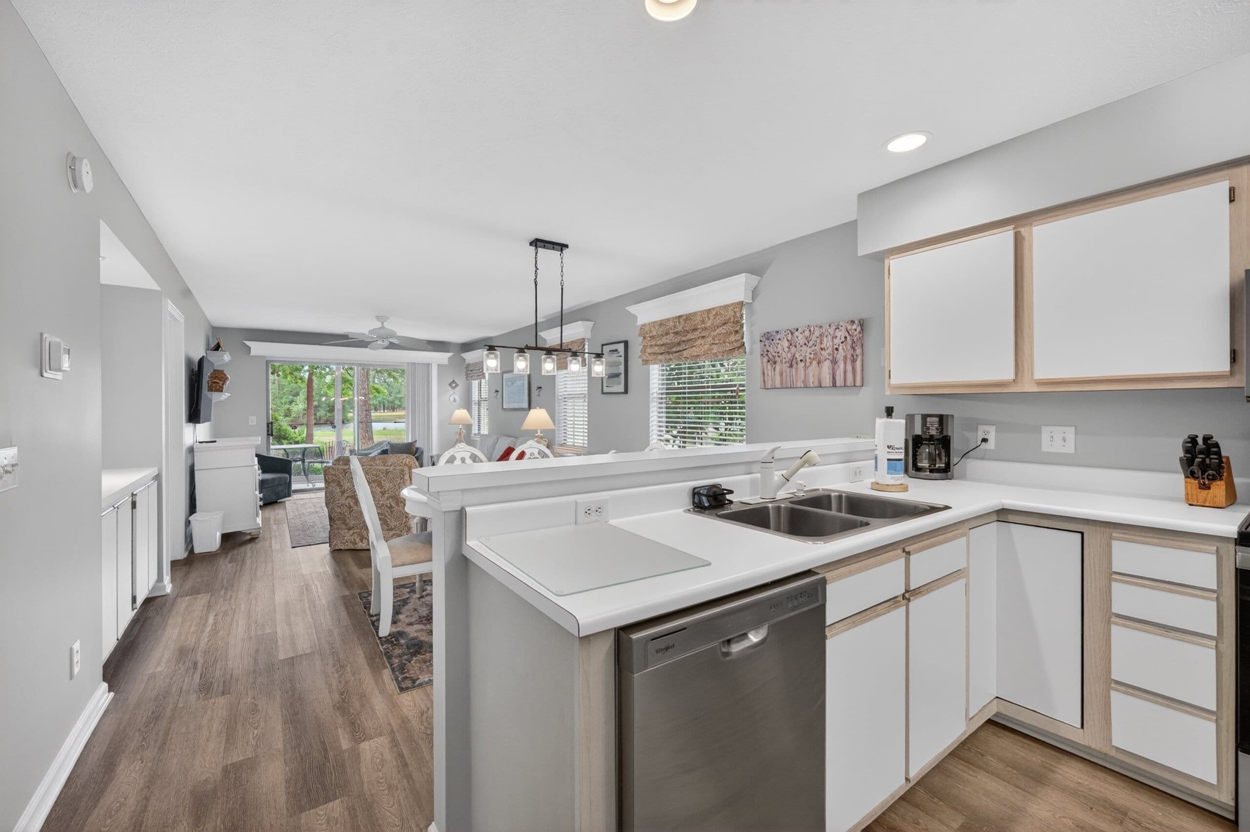 Condo, 2 Bedrooms | Interior