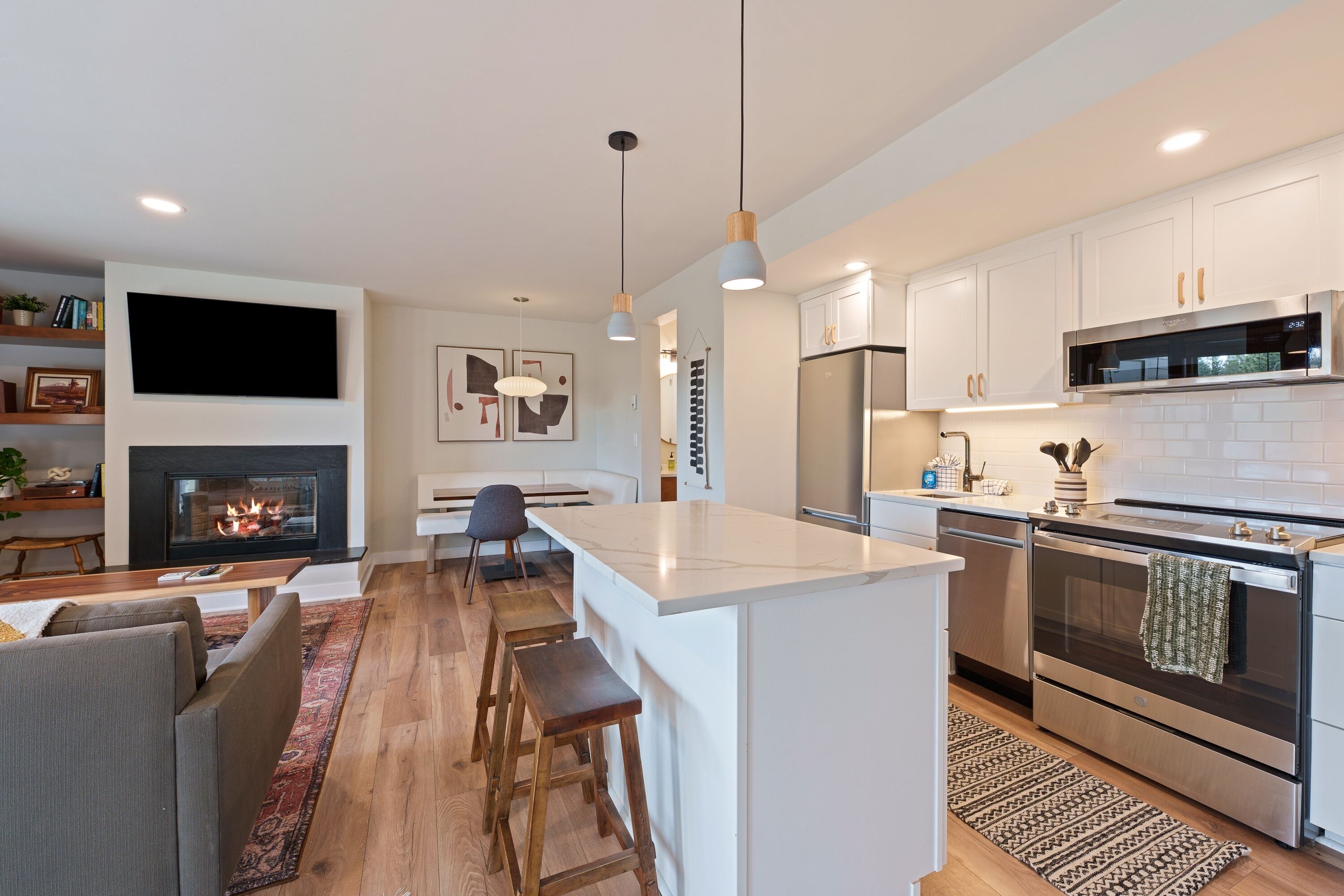 Bếp riêng | Tủ lạnh, lò nướng, dụng cụ pha cà phê/trà, lò nướng bánh mì 