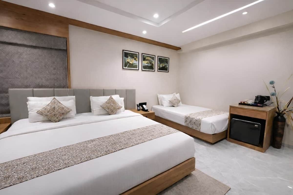 Tremannsrom – premier | Bad | Dusj, hårføner, bidé og håndklær