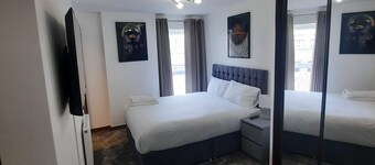 Charming Dartford Apartment Retreat