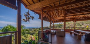 Outdoor dining - Villa(3BR) in the Sing Sing hills! Free Breakfast! (Bali)