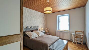 3 chambres, Wi-Fi gratuit, draps fournis