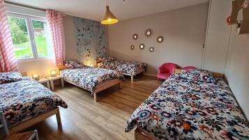 5 chambres, Wi-Fi gratuit, draps fournis