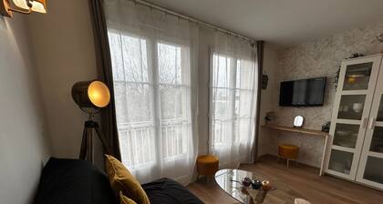 Renovated T2 with WiFi and parking 200m from the Spa